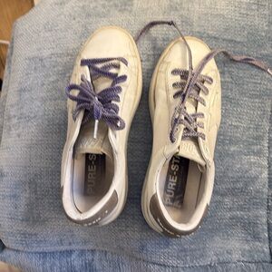 Golden goose.  Worn. Beautiful. Special fancy golden goose lilac laces size37
